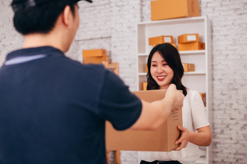 dhl怎么配送，DHL到中國怎么送貨？